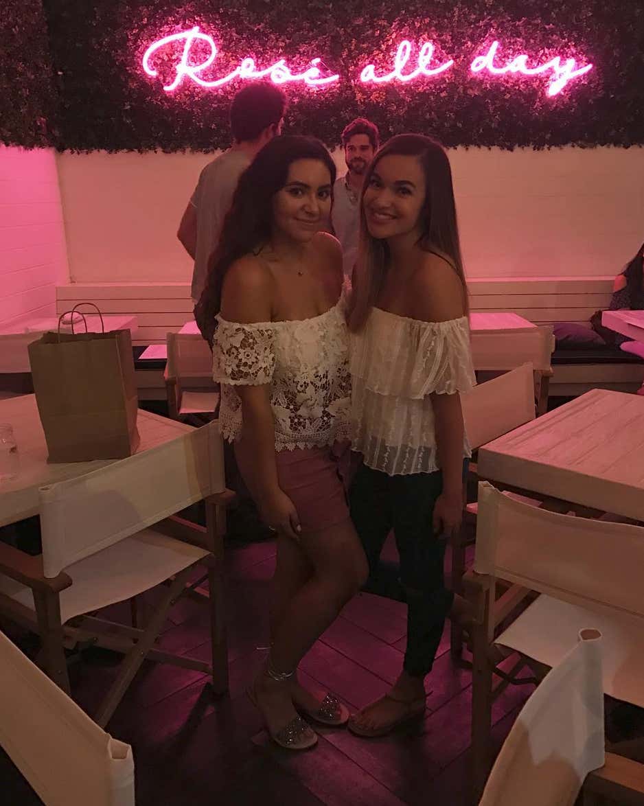 Barstool Chicago's Local Smokeshow Of The Day - Brenda_img_3