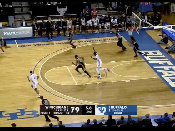 Buffalo gets a layup with 6 seconds left to cover the -9.5 spread