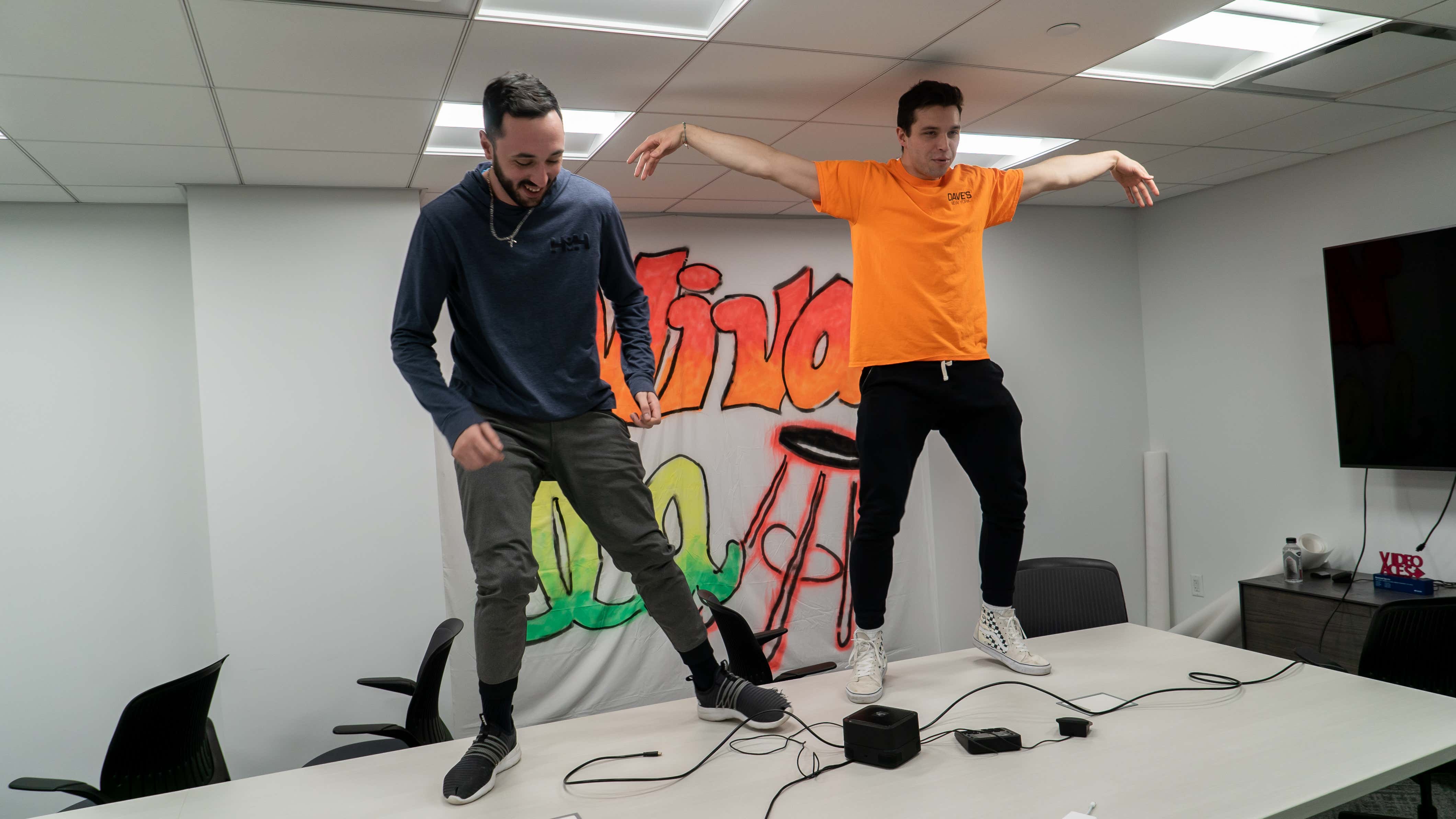 PHOTOS: Stool Scenes 244 - Lisa Ann and Men in Kilts_img_17