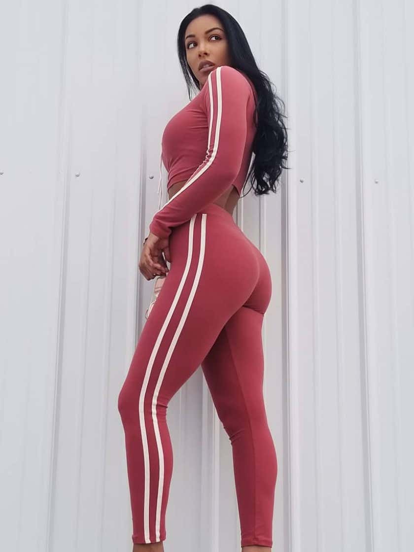 Barstool Chicago's Local Smokeshow Of The Day - Darrian_img_8