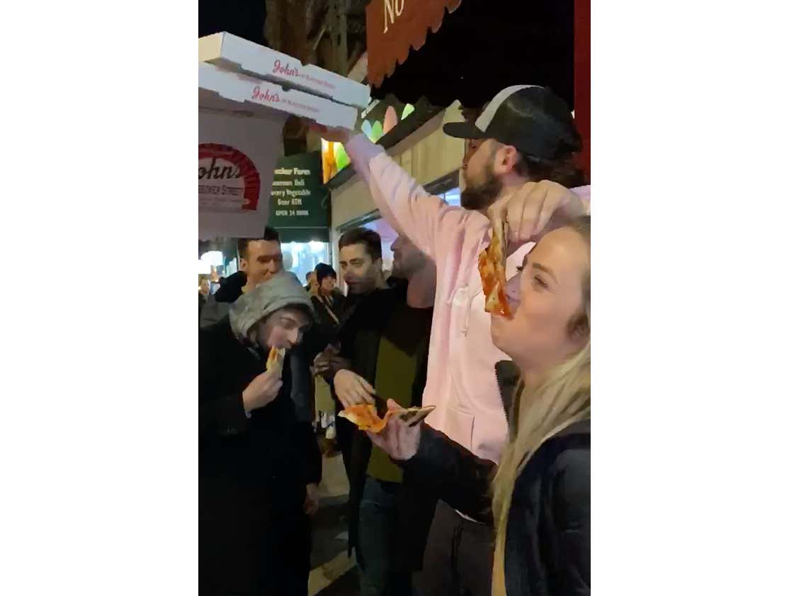 Zillion Beers Pizza Review John S Of Bleecker Street Tom Brady Merch Barstool Sports Zillion Beers Pizza Review John S Of Bleecker Street Tom Brady Merch Barstool Sports