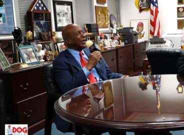 Dog Walk On Video: Illinois Secretary of State - Jesse White