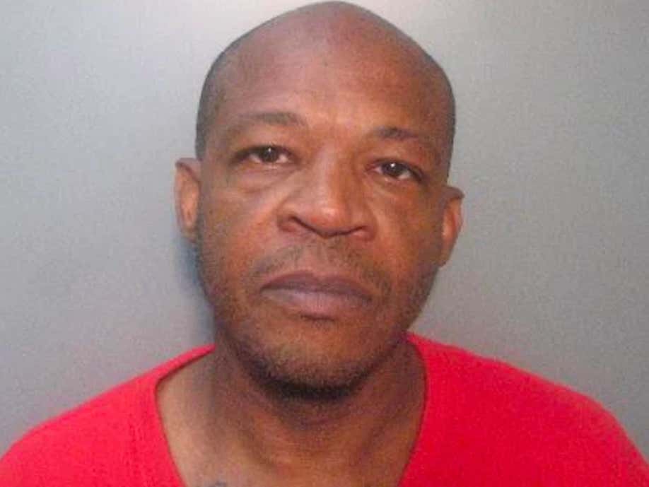 Man Escapes From Jail, Goes Directly To A Cop Restaurant Hosting Its