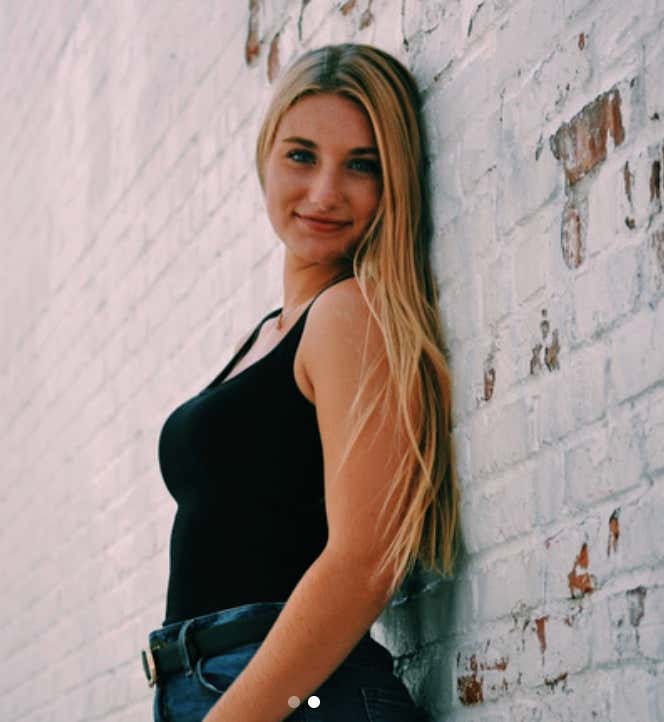 Barstool Local Smokeshow Of The Day - Mad From URI_img_2