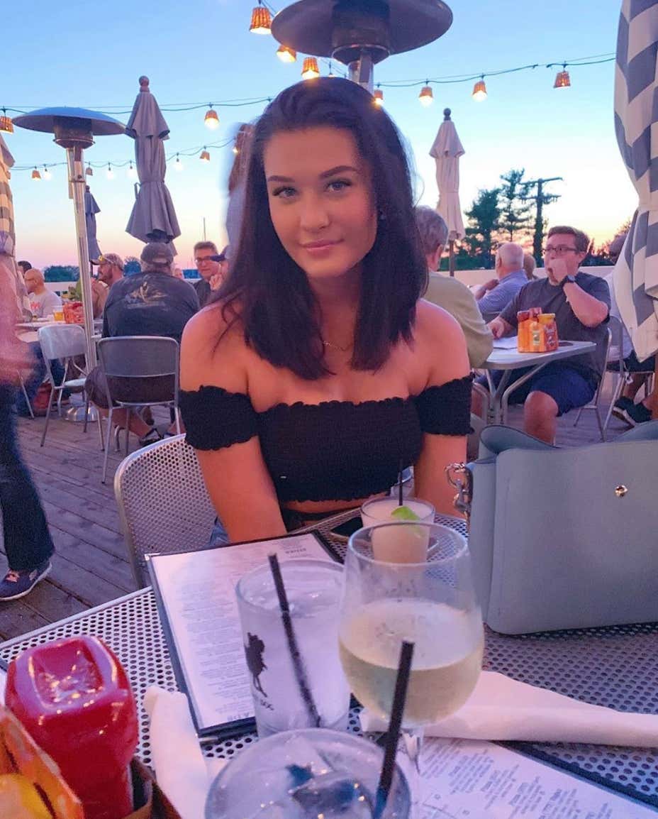 Barstool Chicago's Local Smokeshow Of The Day - Francesca_img_6