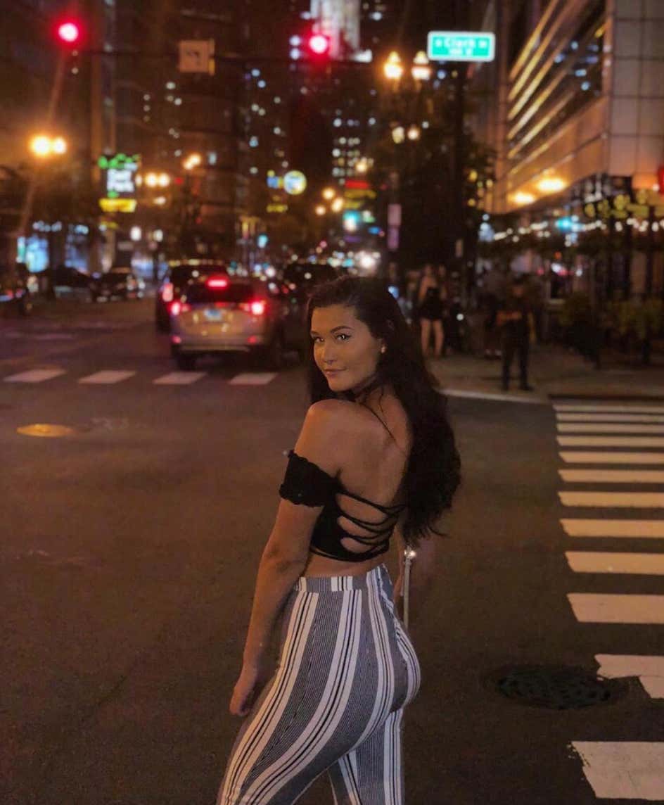 Barstool Chicago's Local Smokeshow Of The Day - Francesca_img_0