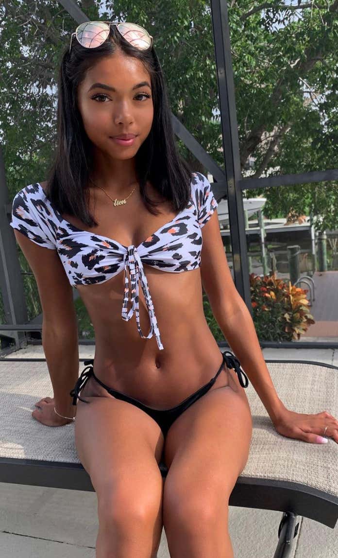 Barstool Local Smokeshow Of The Day - Lili From UMASS_img_7