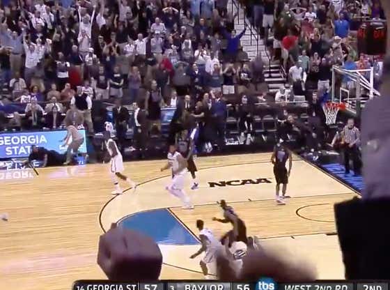 5 years ago today: Georgia State (+550 ML) trailed by 10 with a 1:45 to play and closed the game on an 11-0 run to win it on this RJ Hunter buzzer beater.