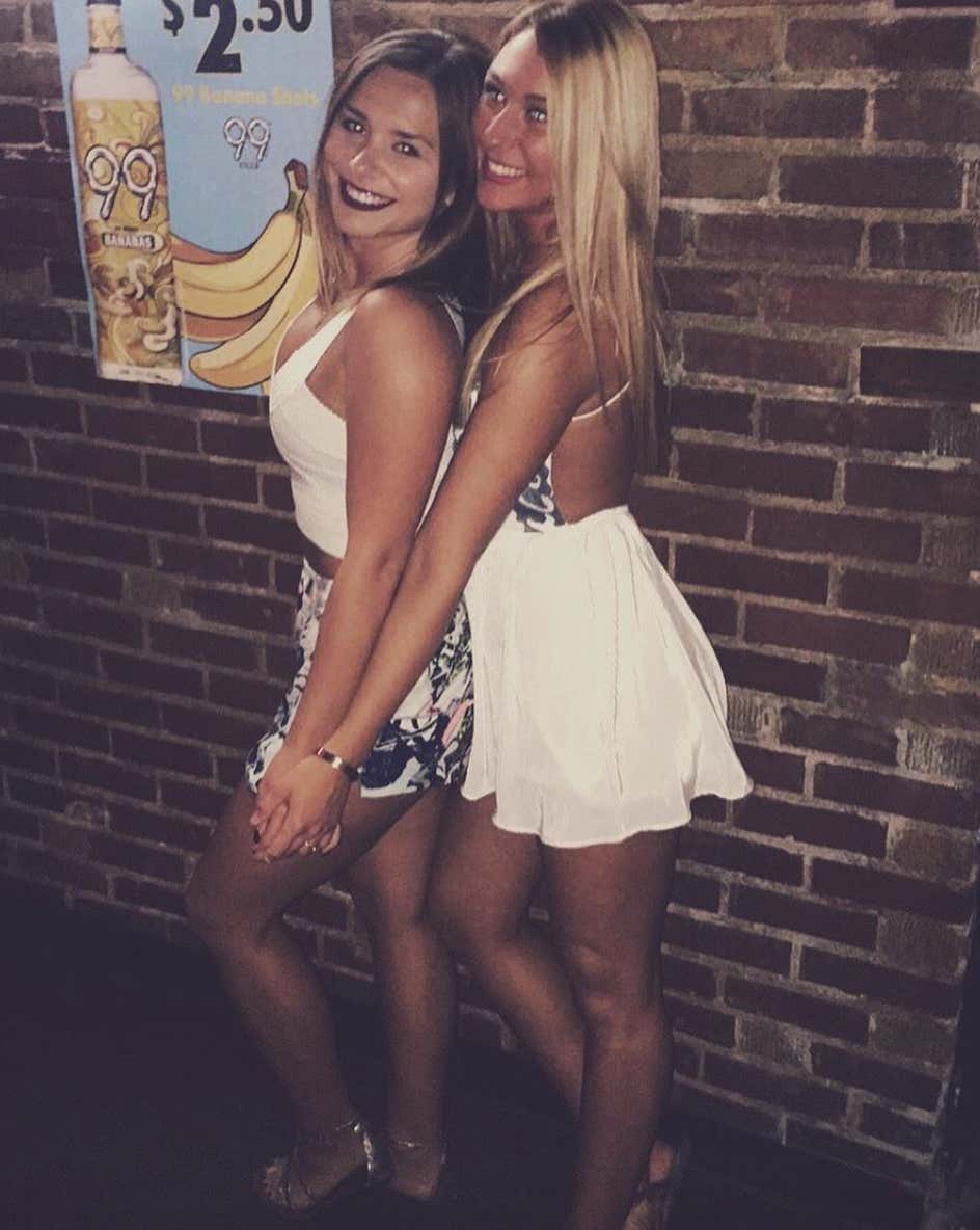 Barstool Chicago's Local Smokeshow Of The Day - Michelle_img_1