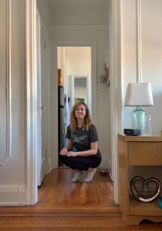 Thirst Trap Clickbait Gaze Upon Me As I Do 20 Squats In TightTights In My Apartment Barstool