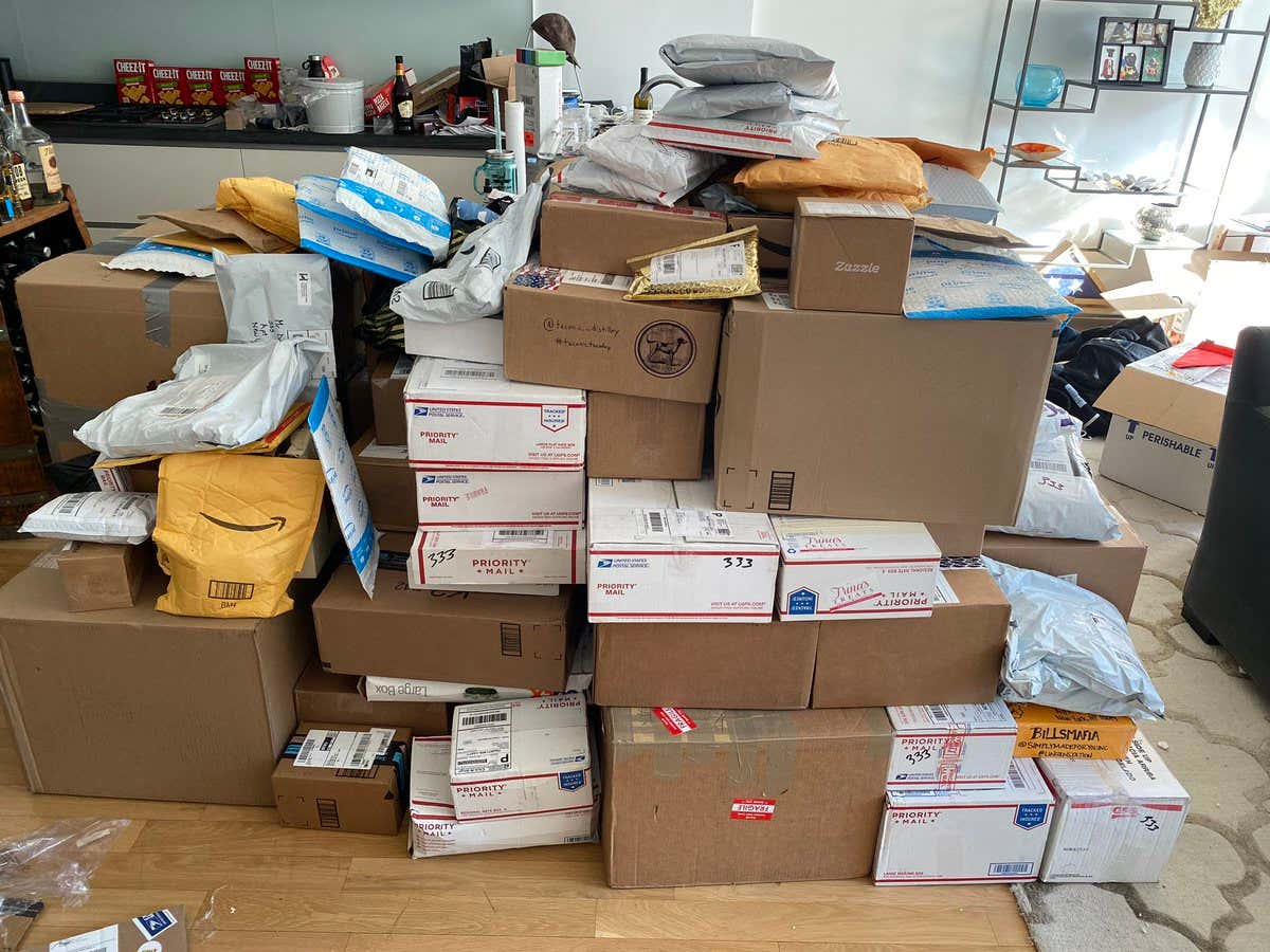 The Show Must Go On.   Live #UNBOXING On My Instagram Live At 8 Pm Tonight.