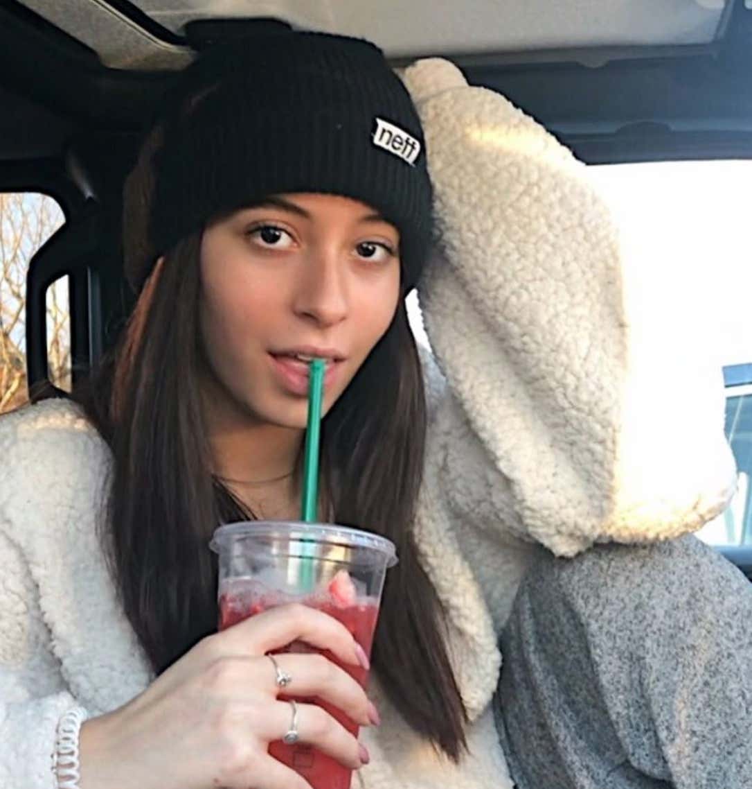 Barstool Local Smokeshow Of The Day - Casey From UNH_img_7