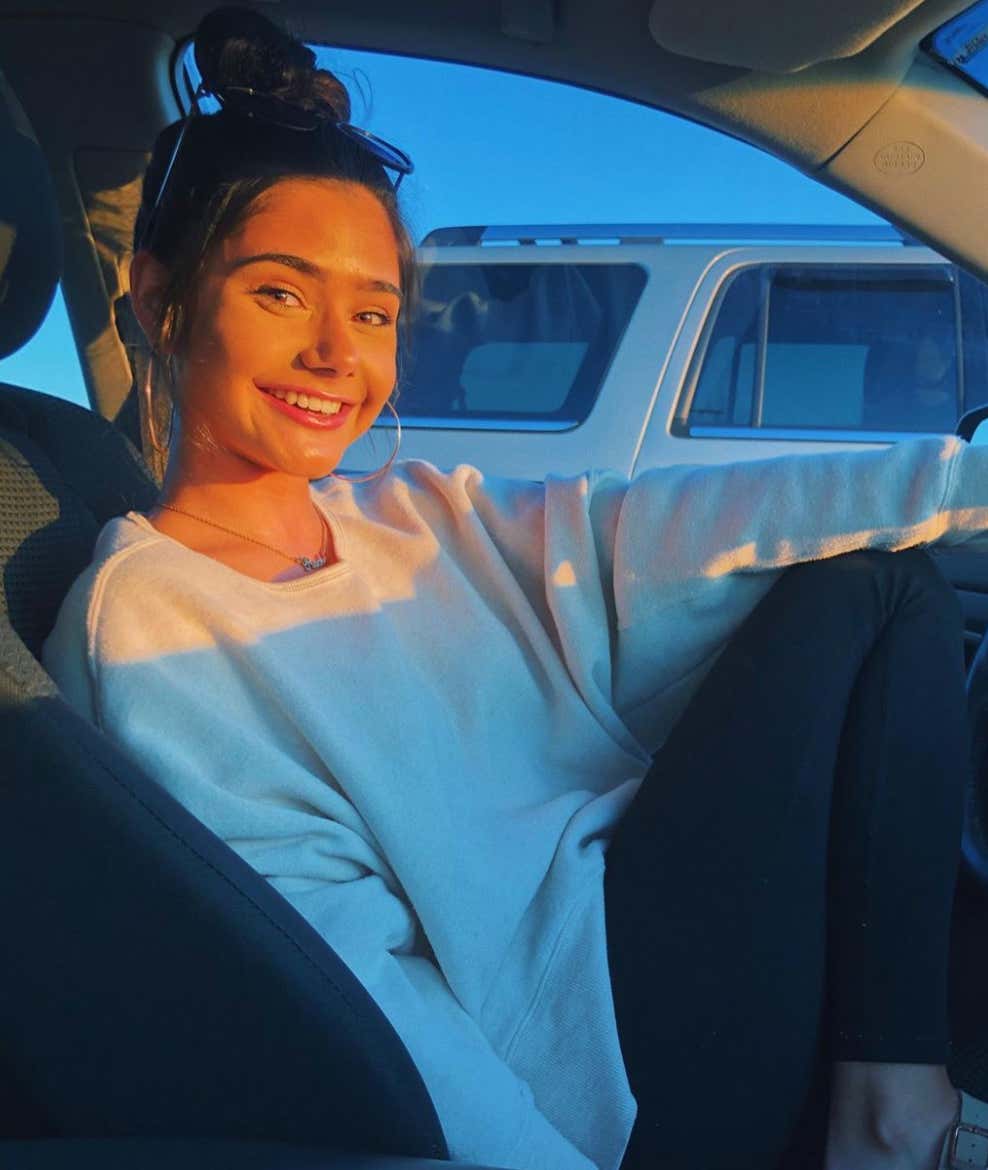 Barstool Local Smokeshow Of The Day - Rachel From UNH_img_8