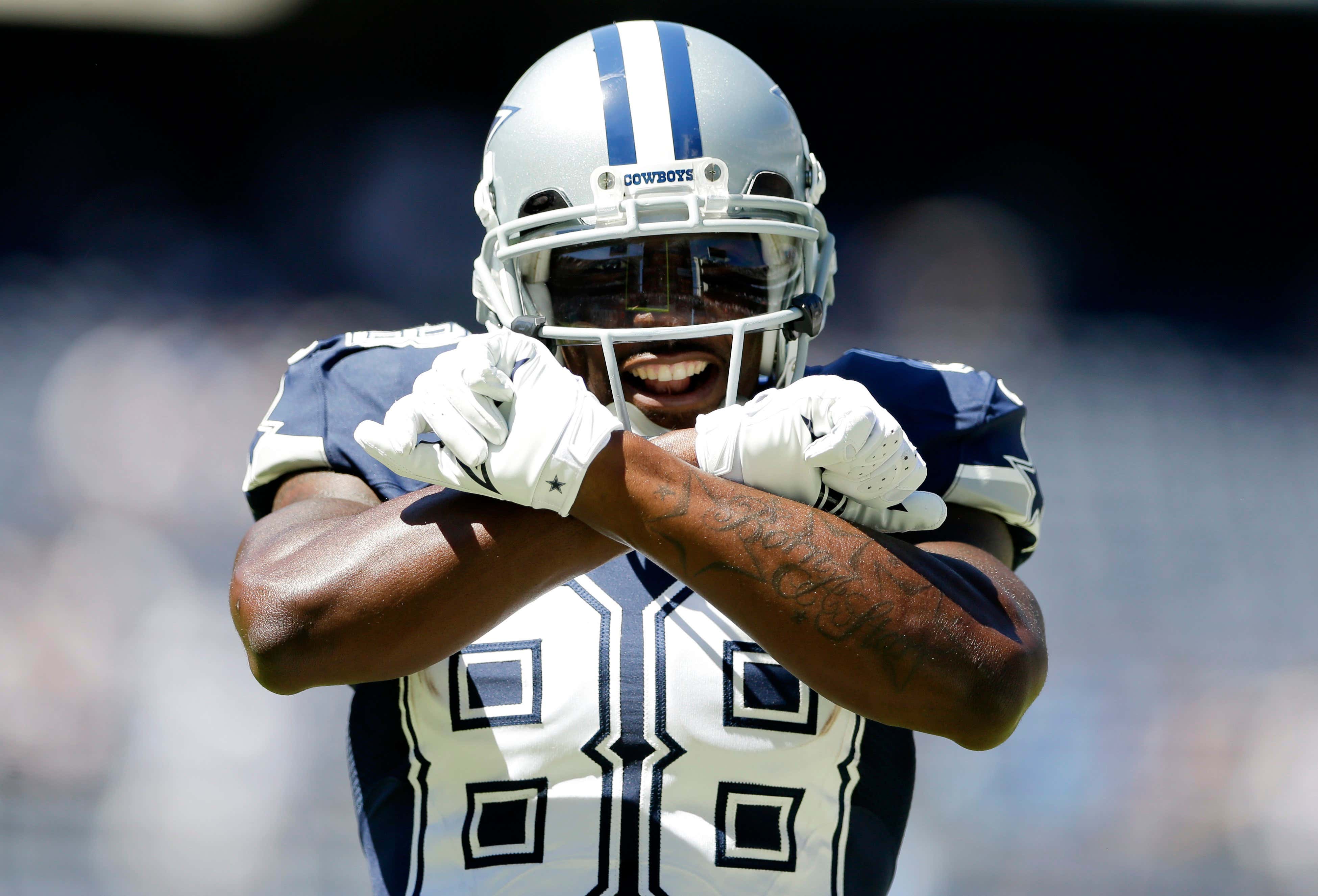 Why Jerry Jones insisted on CeeDee Lamb wearing a specific, legendary  number with Cowboys