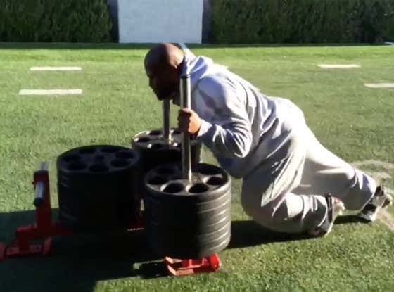 I Have Officially Invited James Harrison to Join The 1k Push-ups/Week Club