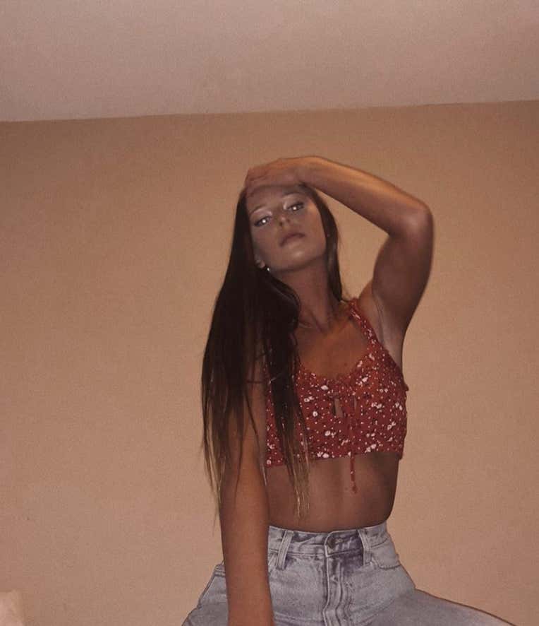 Barstool Local Smokeshow Of The Day - Izzy From UNH_img_4