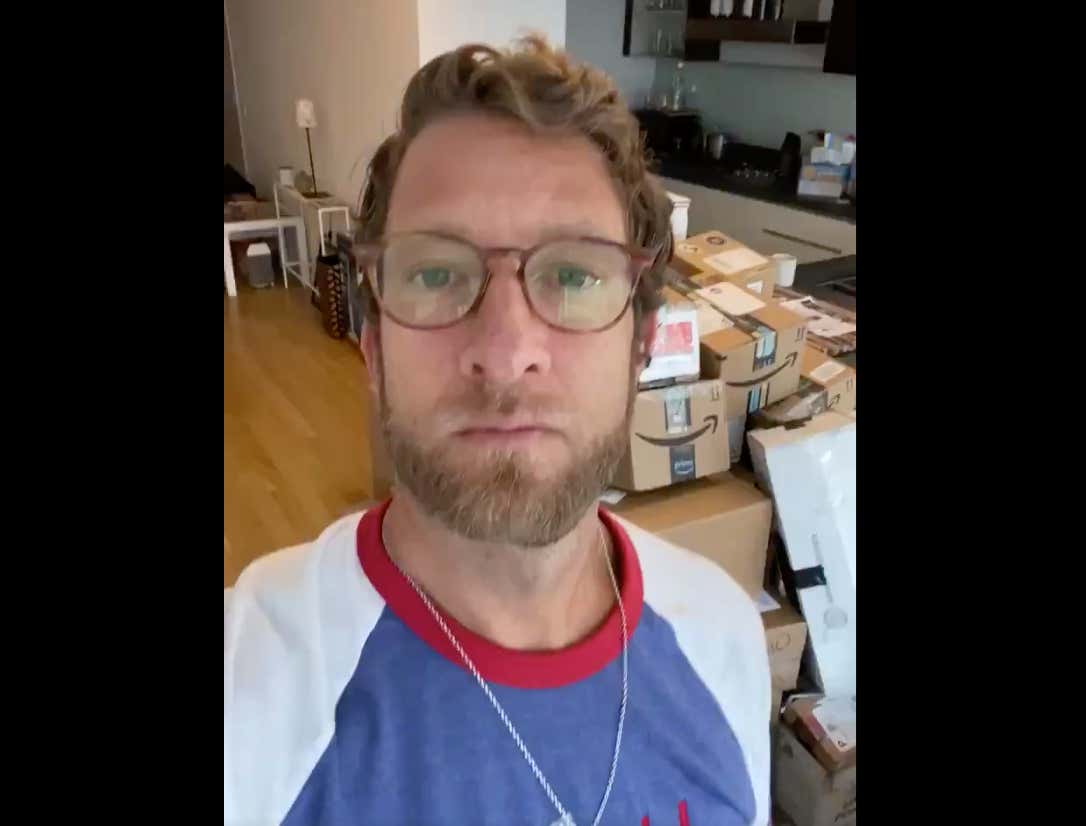 #Unboxing XIX Tonight at 7pm