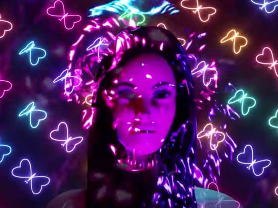 Wake Up With Oh, What A World