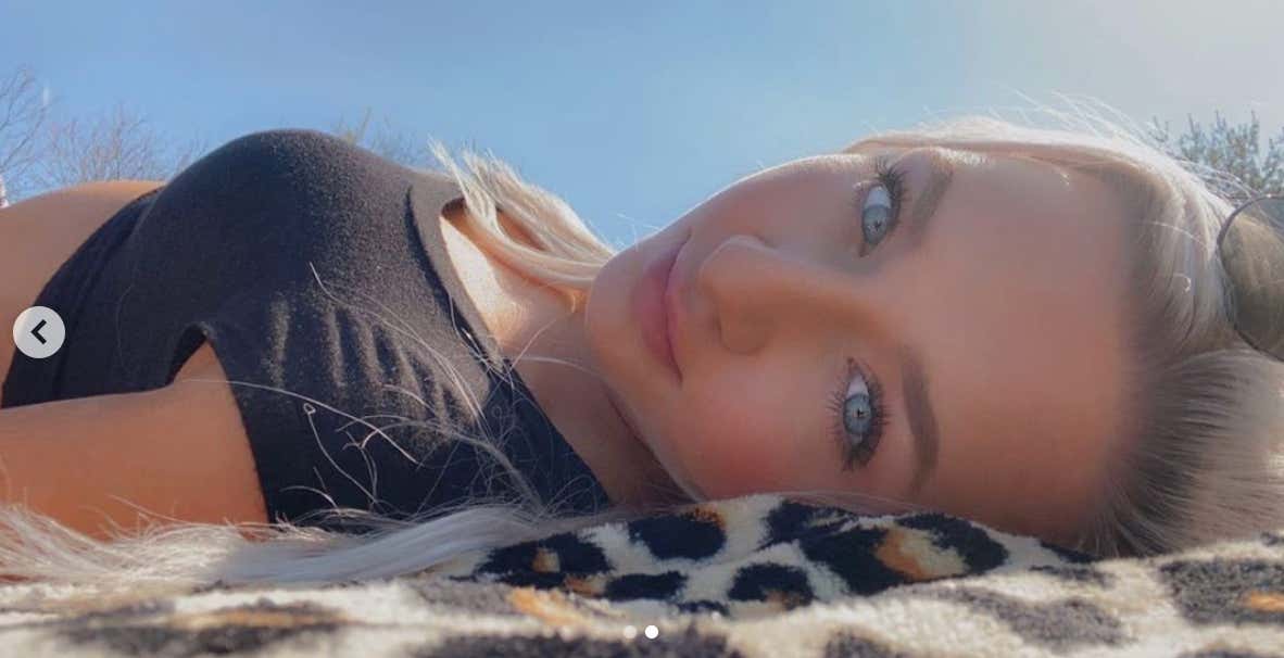 Barstool Local Smokeshow Of The Day - Madison From Massachusetts_img_6