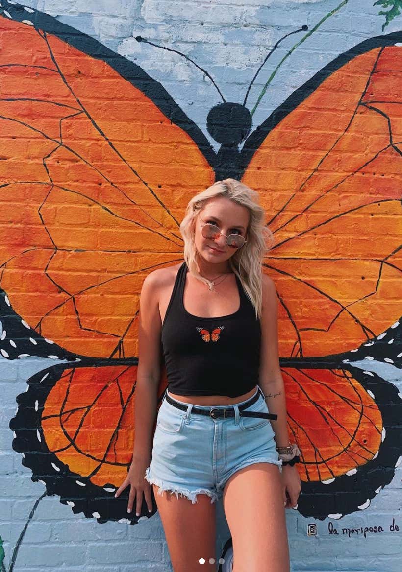 Barstool Local Smokeshow Of The Day - Madison From Massachusetts_img_2