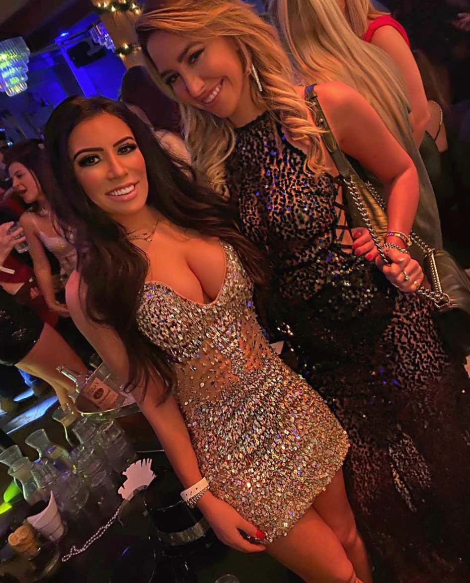 Barstool Chicago's Local Smokeshow Of The Day - Val_img_1