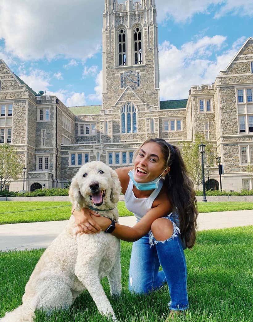 Barstool Local Smokeshow Of The Day - Talia From Boston College_img_7