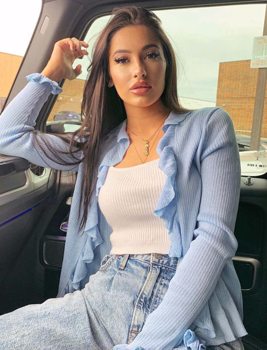 Barstool Chicago's Local Smokeshow Of The Day - Madelynn_img_8