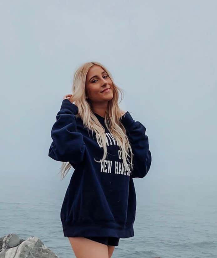 Barstool Local Smokeshow Of The Day - Melanie From UNH_img_5