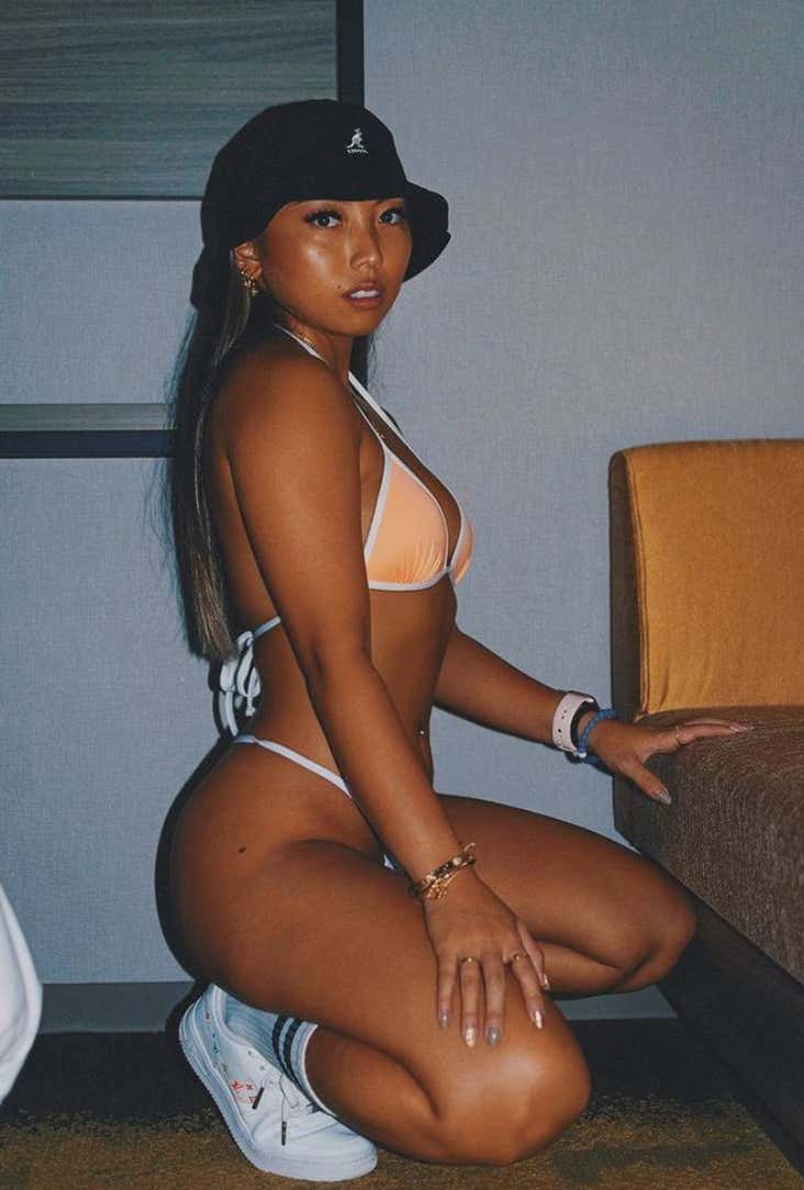 Barstool Local Smokeshow Of The Day - Sakura From Boston_img_6