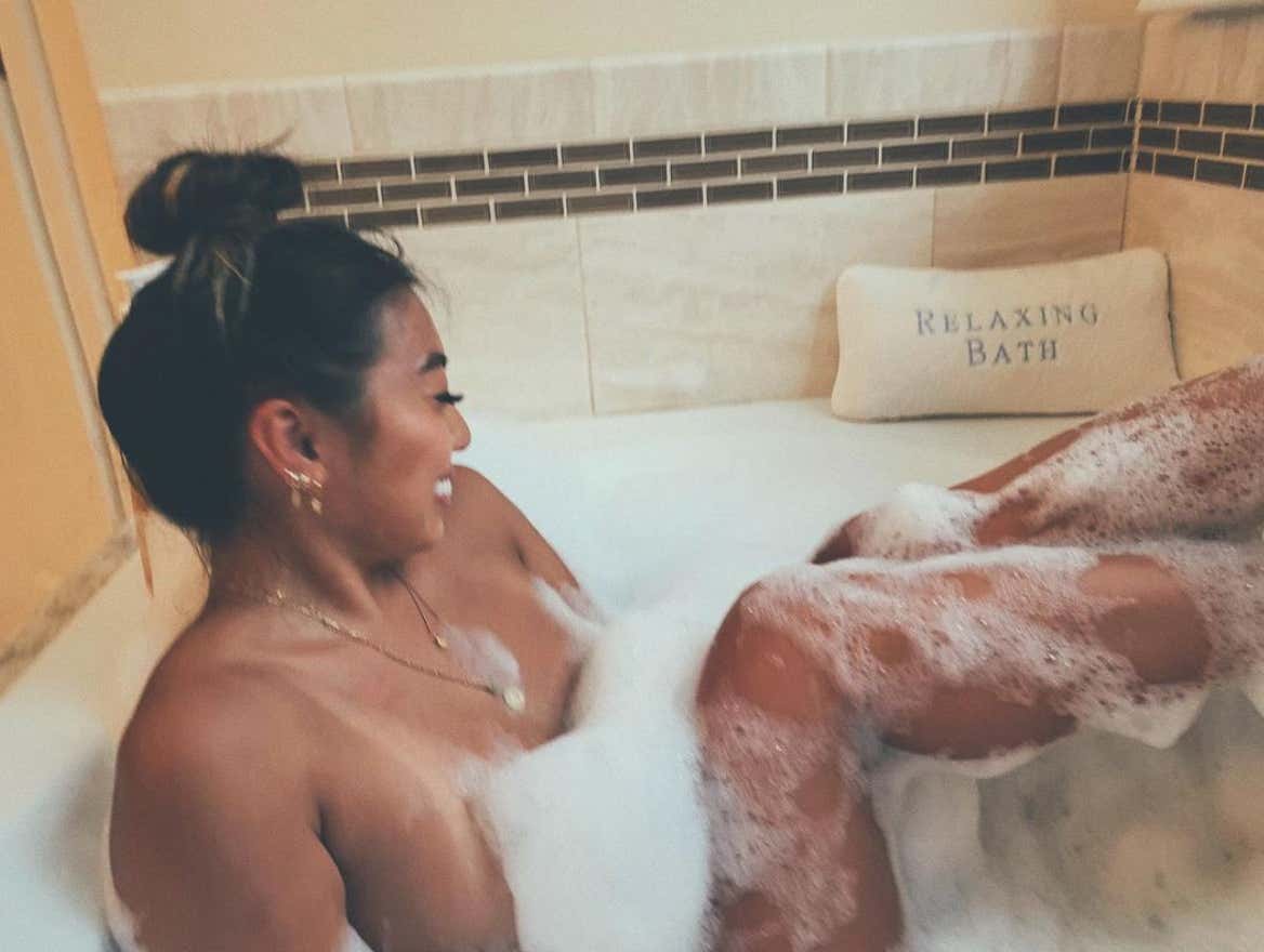 Barstool Local Smokeshow Of The Day - Sakura From Boston_img_0