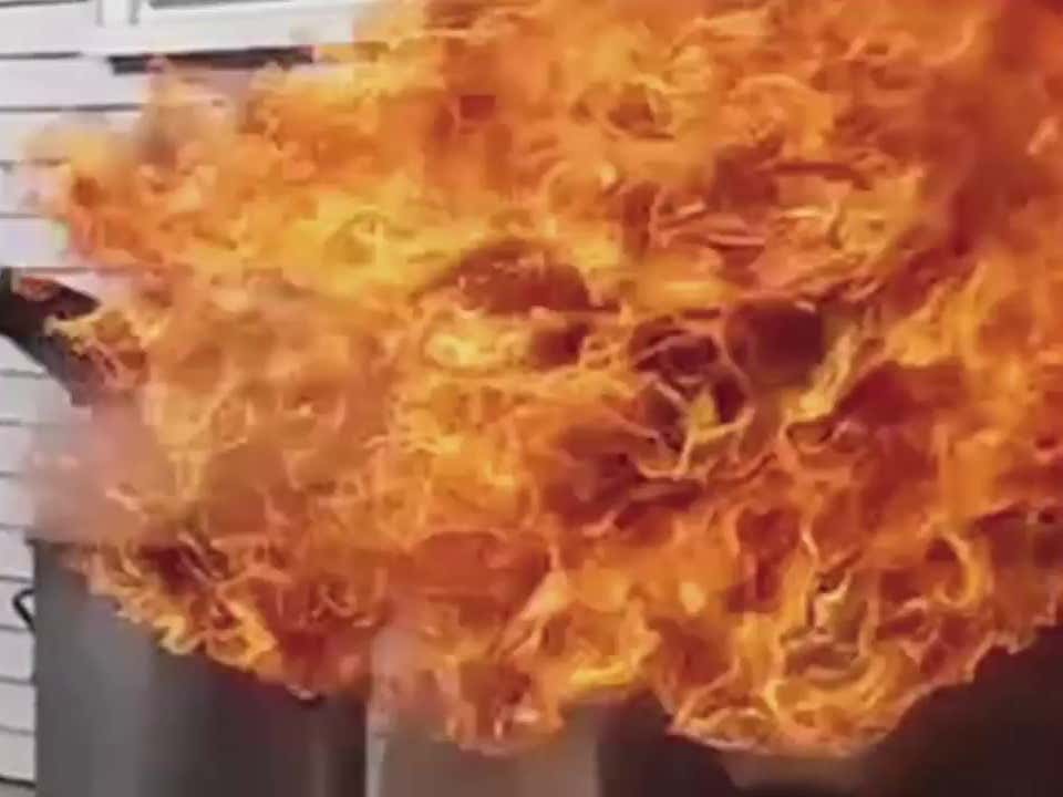 Never Deep Fry A Frozen Turkey, Taking You Into The Weekend Barstool