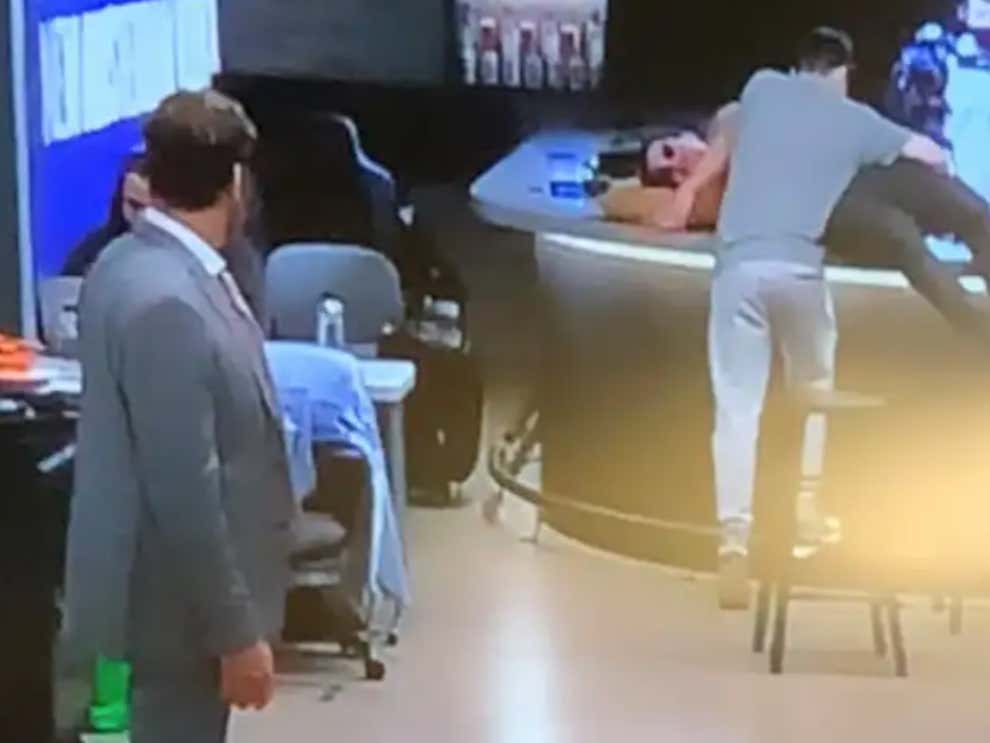 Office Snapshot El Pres Stumbles Upon A Tattoo Operation On The HQ Bar