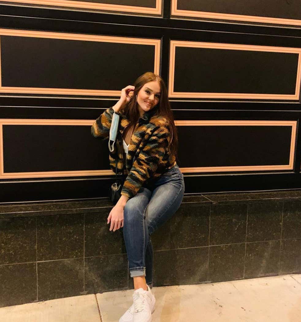 Barstool Chicago's Local Smokeshow Of The Day - Payton_img_6