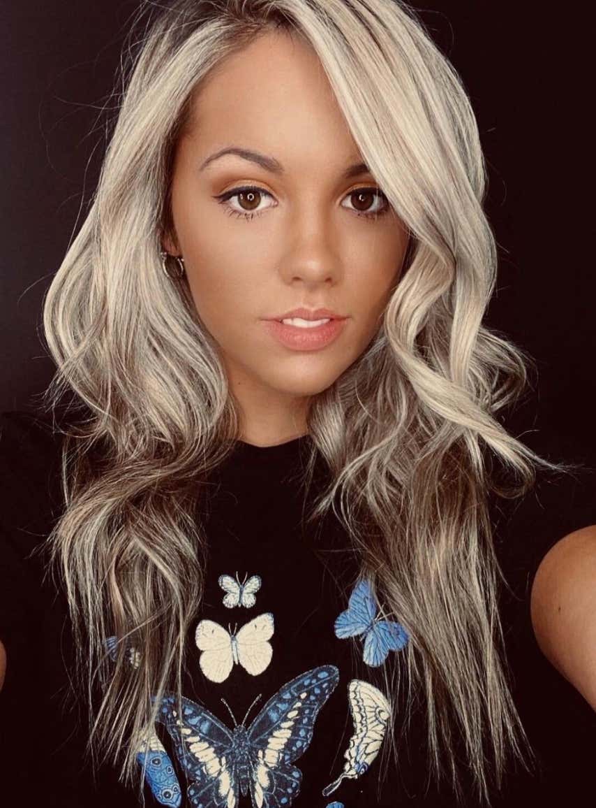 Barstool Local Smokeshow Of The Day - Kristen From Boston_img_7