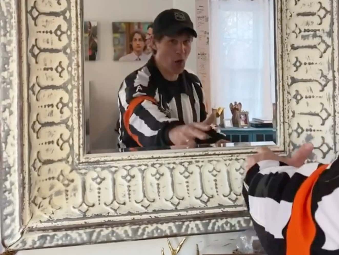 NHL Ref Wes McCauley Has Been Putting In Some WORK To Get Ready For The 