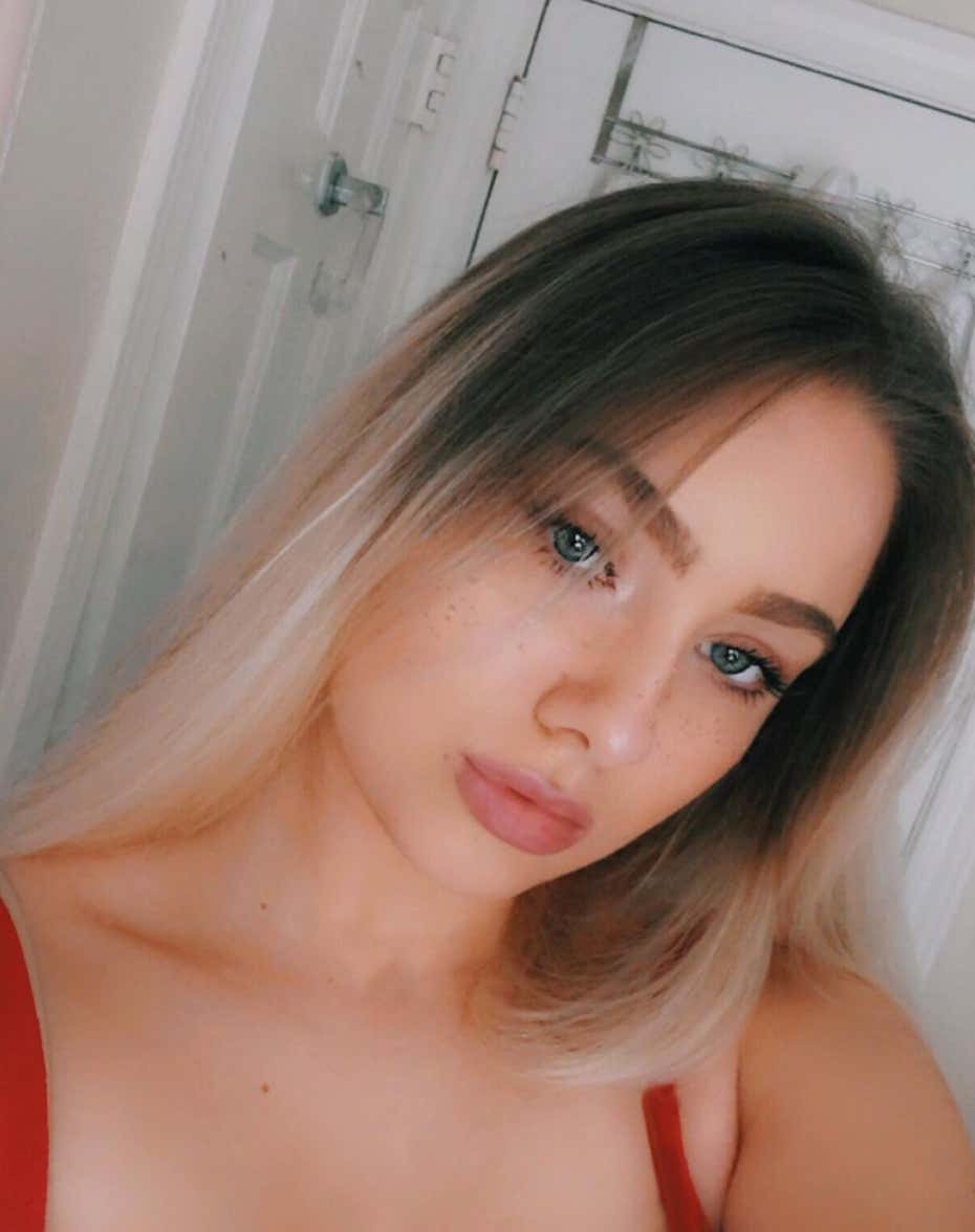 Barstool Local Smokeshow Of The Day - Svetlana from UMASS_img_6