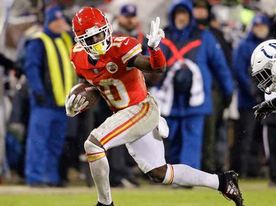 BREAKING: The Chiefs Have Given Tyreek Hill's Agent Permission To Seek A Trade, With The Jets And Dolphins Reportedly Looking To Acquire Him