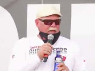 Bruce Arians' Super Bowl Parade Speech Was The Perfect Mix Of Hype And Curses Before The News Station Cut Away From Him