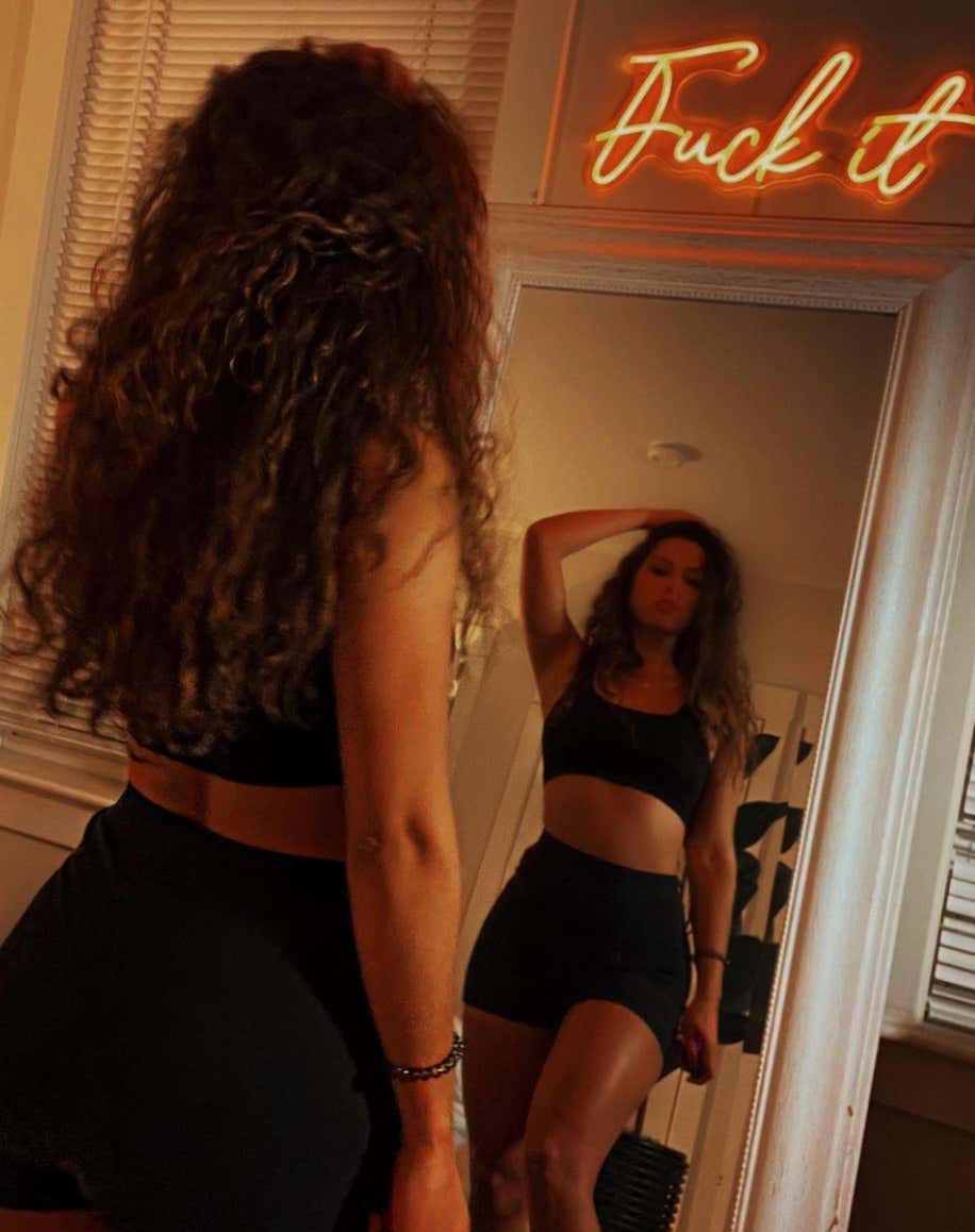 Barstool Local Smokeshow Of The Day - Leticia From Boston_img_12