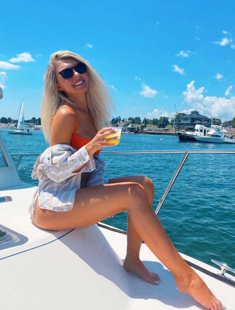 Barstool Local Smokeshow Of The Day - Bailey From Boston_img_11