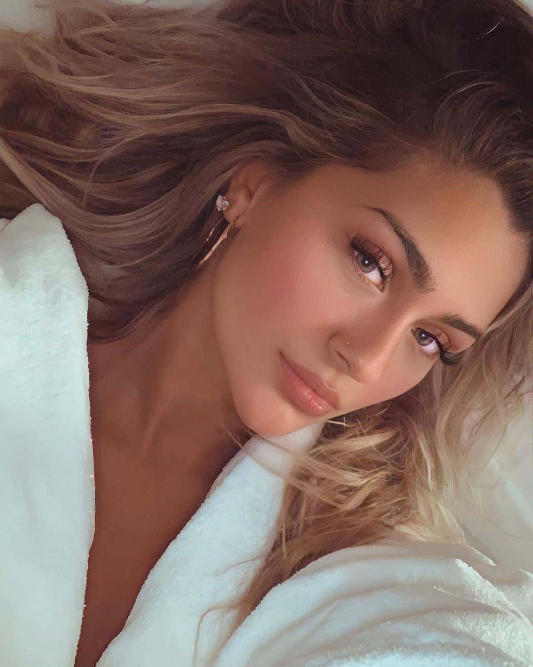 Barstool Wednesday Morning Smokeshow — @ giannawulff | Barstool Sports