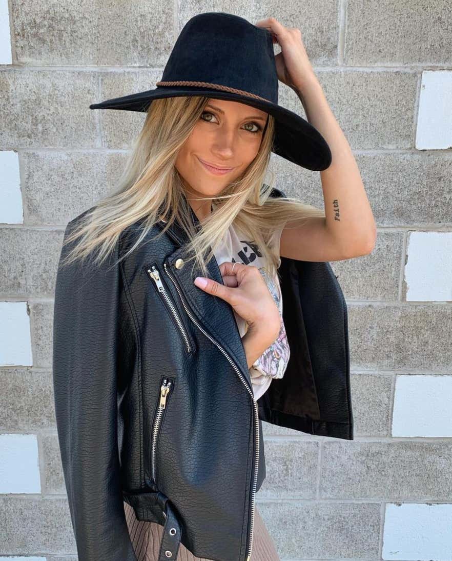 Barstool Chicago's Local Smokeshow Of The Day - Skye_img_5