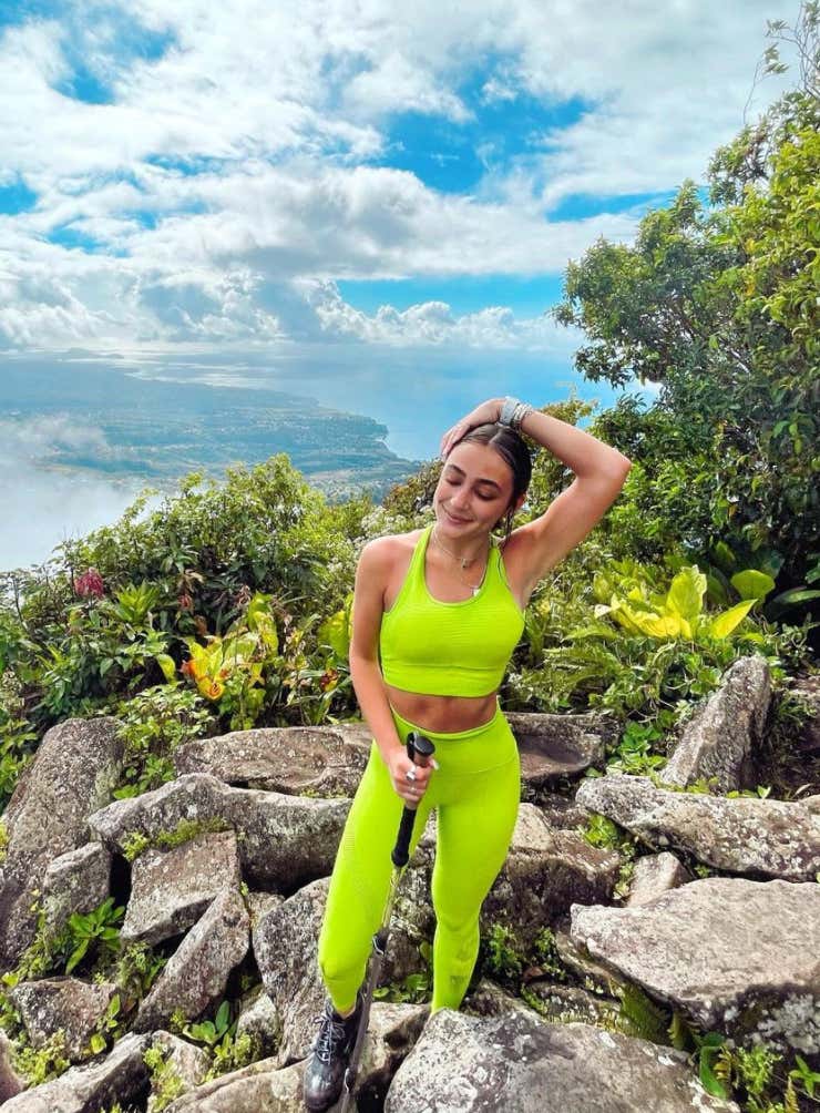 Barstool Local Smokeshow Of The Day - Maris From Boston University_img_8