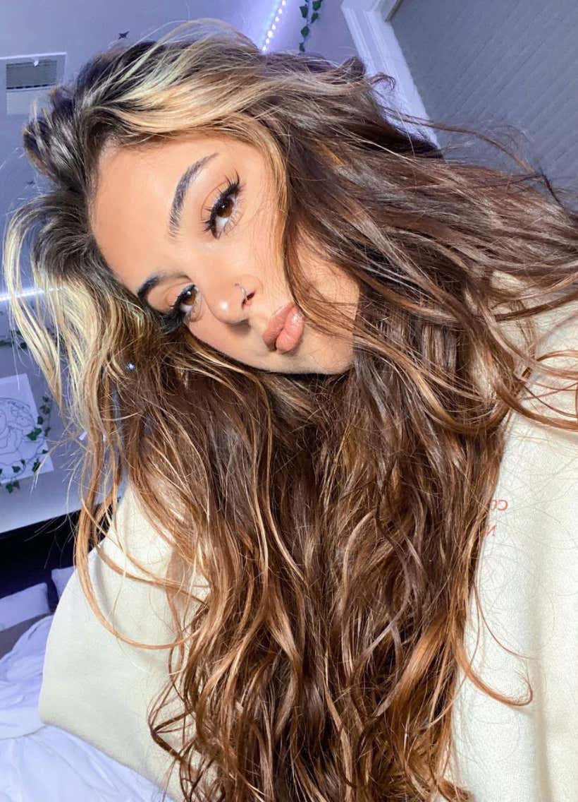 Barstool Local Smokeshow Of The Day - Isabella From Merrimack_img_9