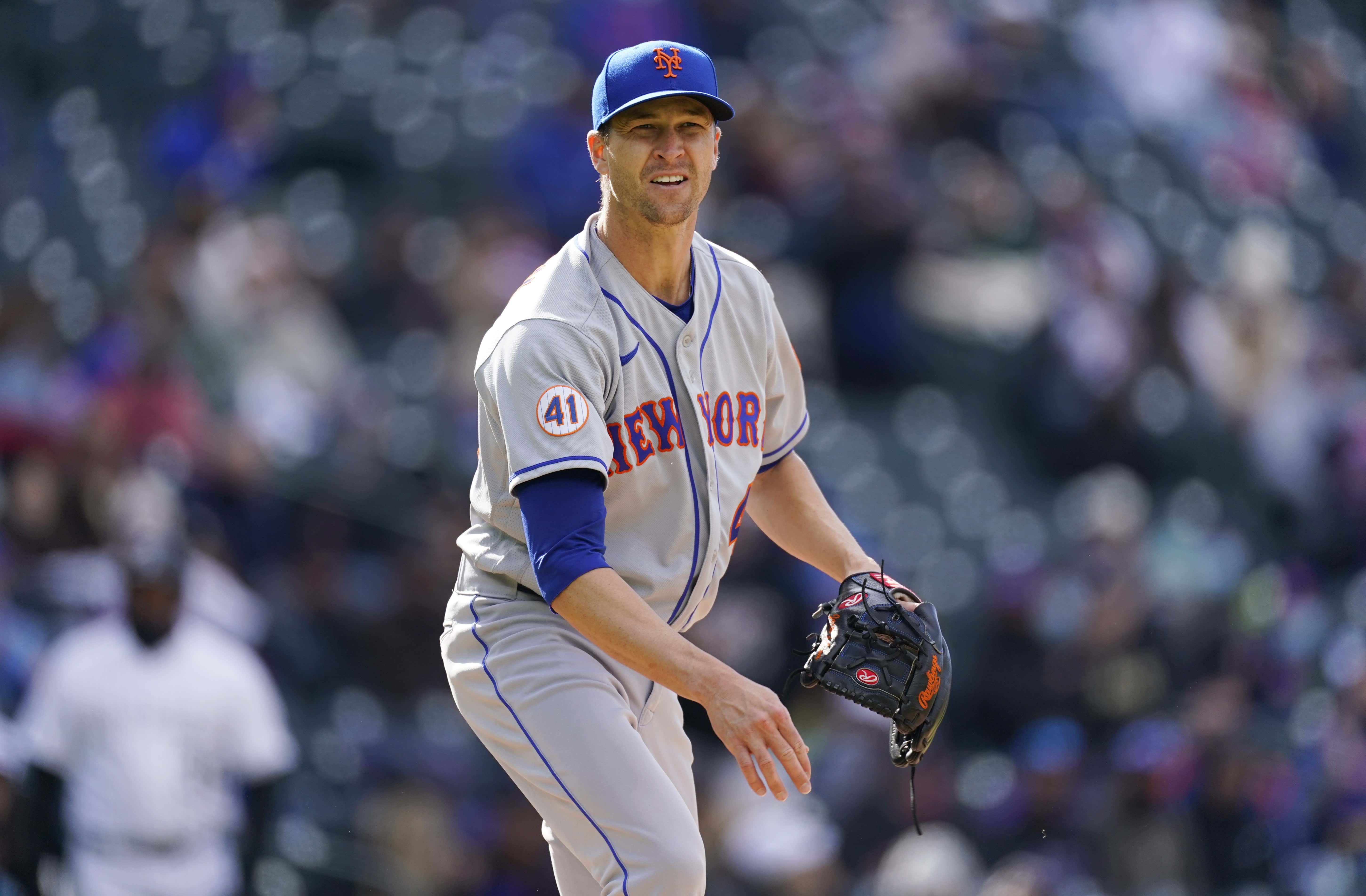 The Texas Rangers "Seem More Confident" In Signing Carlos Rodon Than Jacob deGrom, Which Opens The Door For The Mets