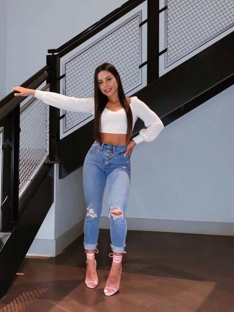 Barstool Local Smokeshow Of The Day - Victoria From Boston_img_1