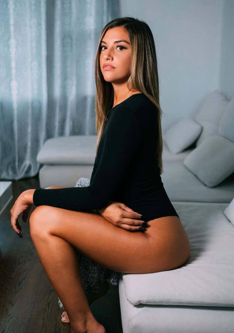 Barstool Local Smokeshow Of The Day - Natalia From Boston_img_6