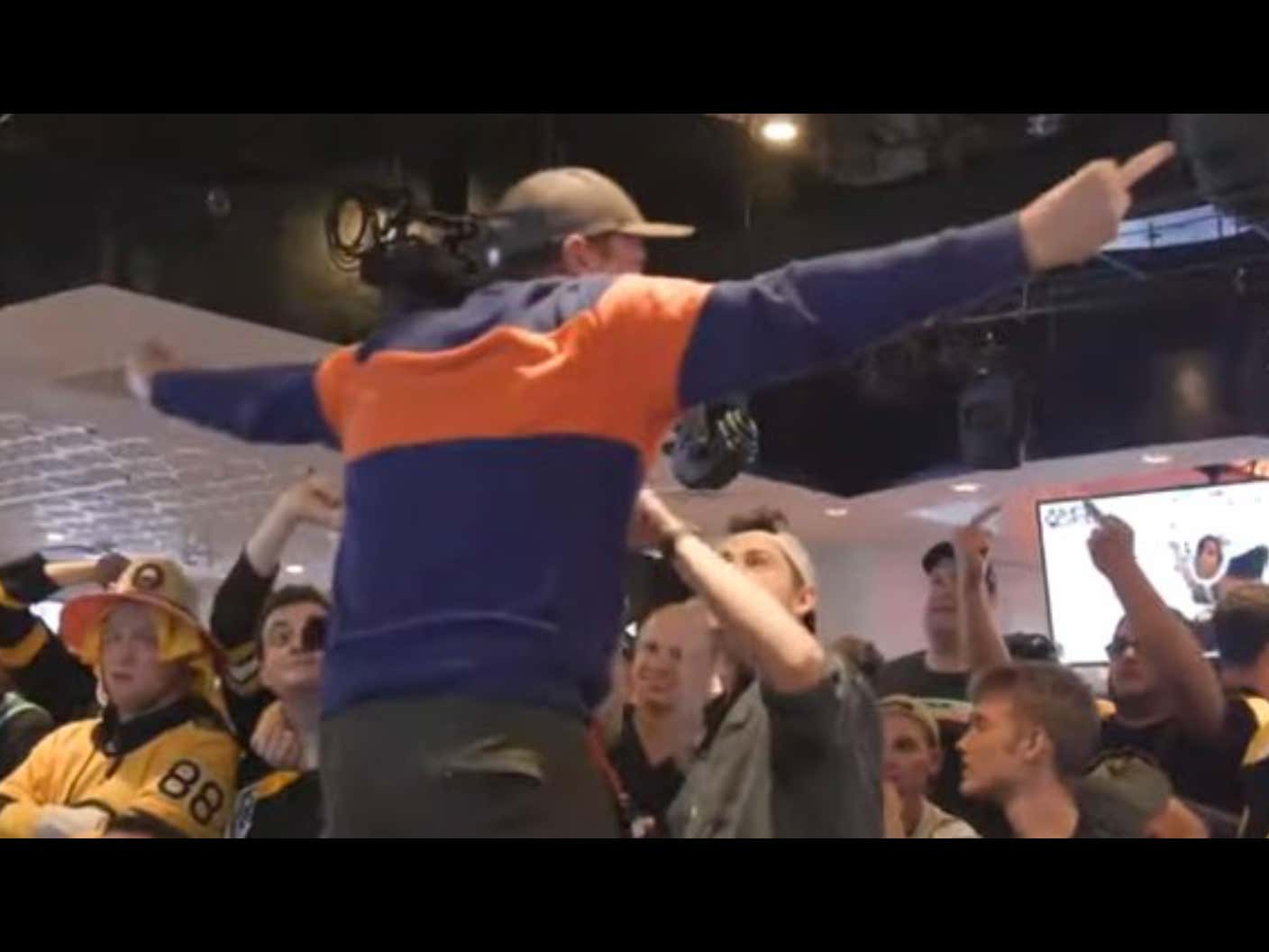 It's 1-1 And Frankie Borrelli vs The World | Barstool Sports