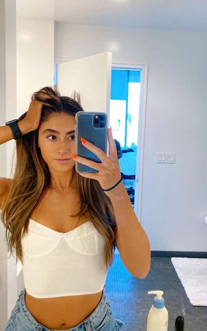 Barstool Local Smokeshow Of The Day - Talia From Boston_img_10