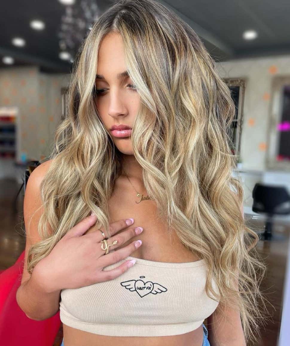 Barstool Local Smokeshow Of The Day - Bella From Massachusetts_img_11